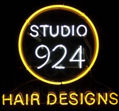 Baltimore Studio of Hair Design Logo