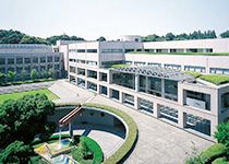 Showa Pharmaceutical University Logo