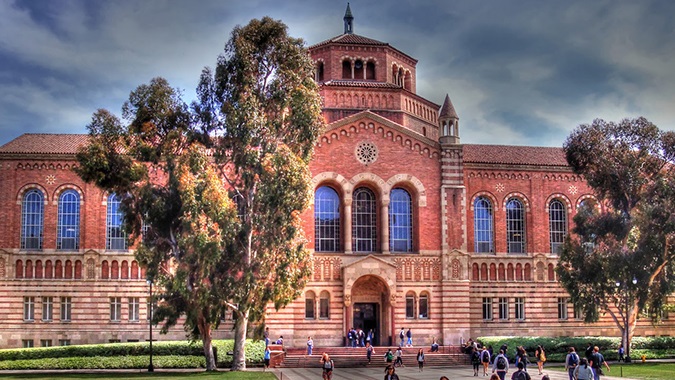The Admissions Essay That Helped Me Get Into UCLA